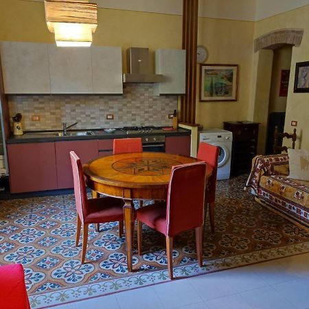 Boccherini'S Home Ad Un Passo Dal Duomo Di Λούκα Εξωτερικό φωτογραφία