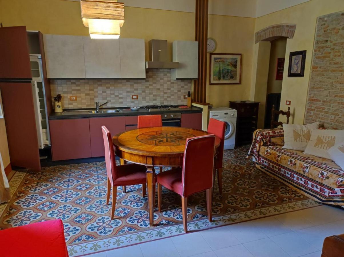 Boccherini'S Home Ad Un Passo Dal Duomo Di Λούκα Εξωτερικό φωτογραφία