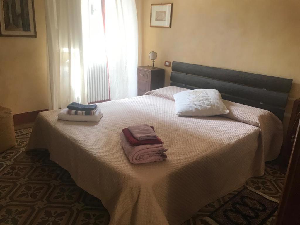 Boccherini'S Home Ad Un Passo Dal Duomo Di Λούκα Εξωτερικό φωτογραφία